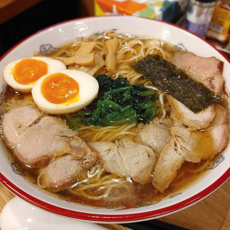 チャーシュー麺 大盛り 煮卵(本内)