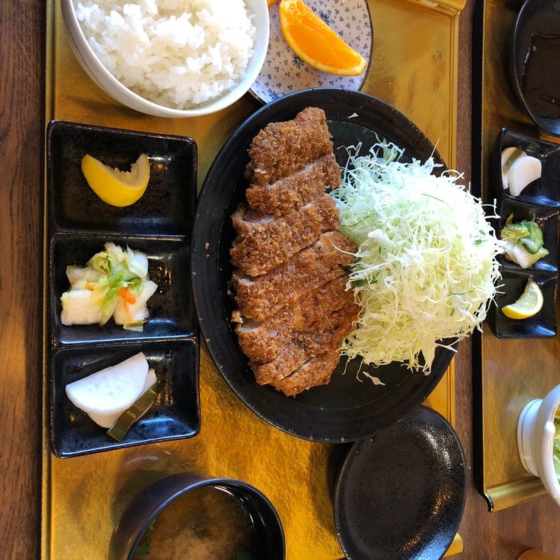 特上ロースかつ定食【200g】(かつ一 （かついち）)