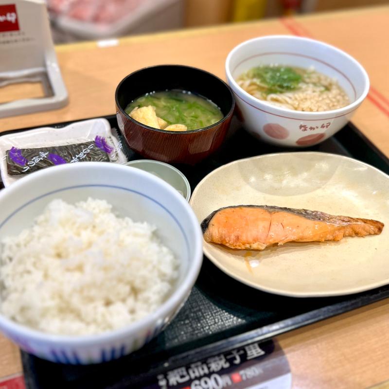 銀鮭朝食(なか卯 すすきの西店 )