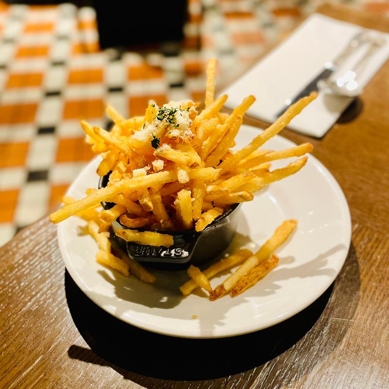 トリュフポテト(イタリアン 3rd. BAR & GRILL RESTAURANT 吉祥寺)