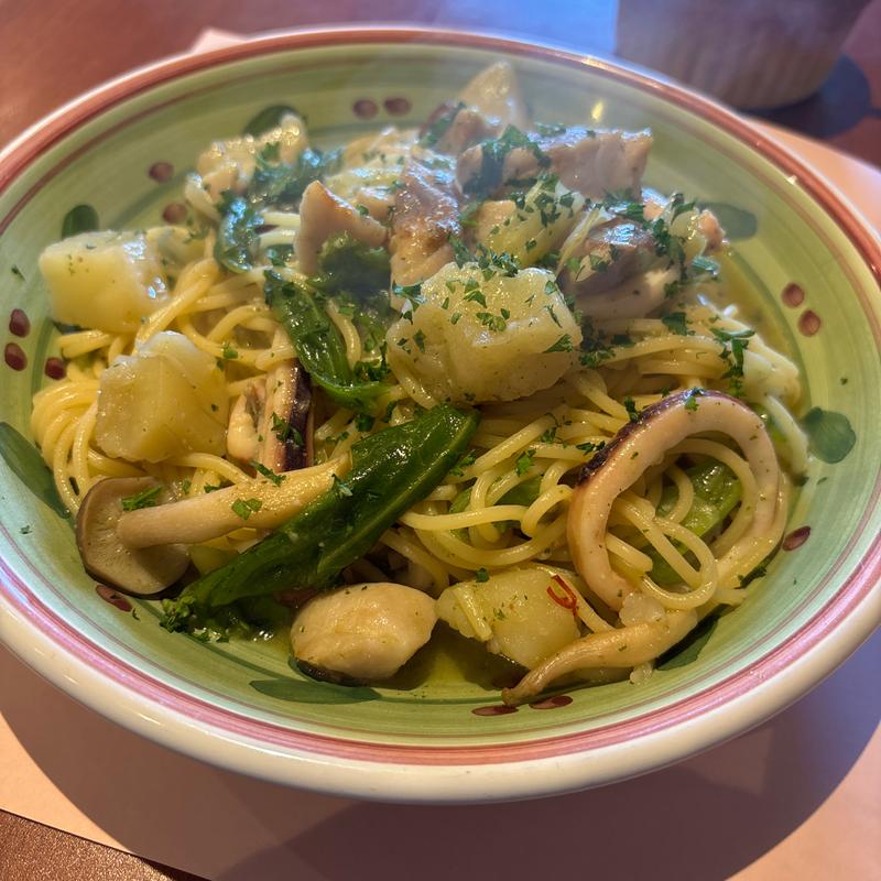 鰆と秋野菜のジェノベーゼソーススパゲッティ(タベルナ・パパ )