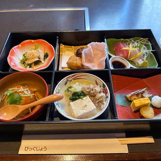 六仕切り松花堂御膳(味喰笑羽曳野店)