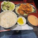 唐揚げ定食(肉バル アモーレ 新宿店)