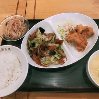 日替わり定食ランチ(ご飯少なめ)(大阪王将 長尾店 （オオサカオウショウ）)