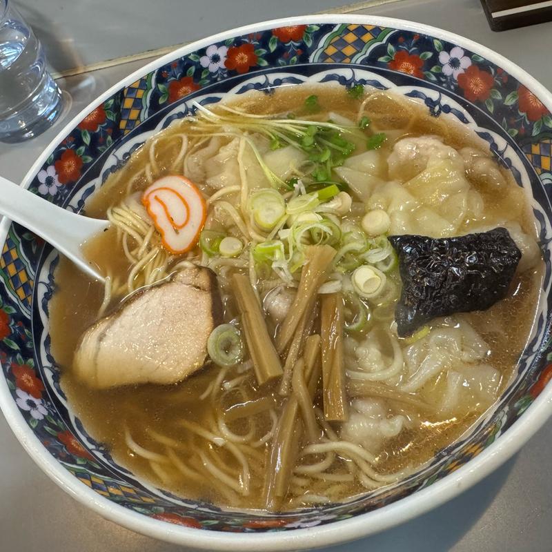 ワンタンメン(平和軒 （へいわけん）)