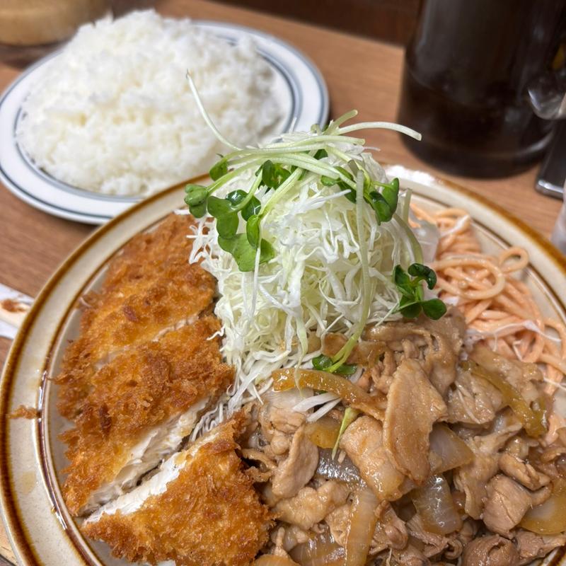 ヒラメフライ生姜焼きセット(キッチン南海 神保町店)