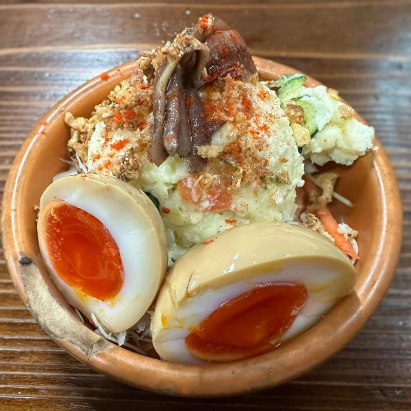 アンチョビ煮玉子ポテトサラダ(大衆食堂スタンドそのだ中野店)