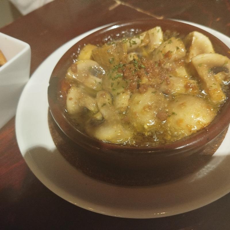 (TABERNA SERGIO（タベルナ セルジオ）)