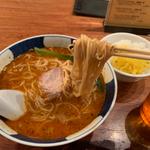 だんだん麺中辛麺カタ(はしご 本店)
