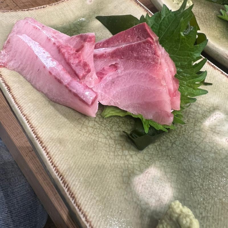 ブリの刺身(千成寿司本店)