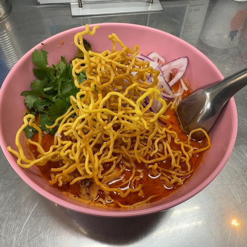 カオソーイ(バンコク食堂バードマン的場町)