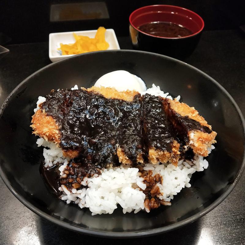 味噌かつ丼 赤だし(あげたての味 天亭 難波ウォーク店)