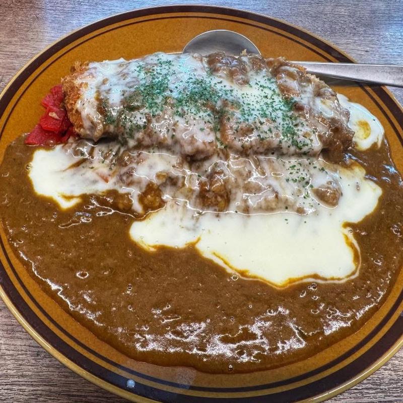 チーズがけカツカレー(カレーライフ)