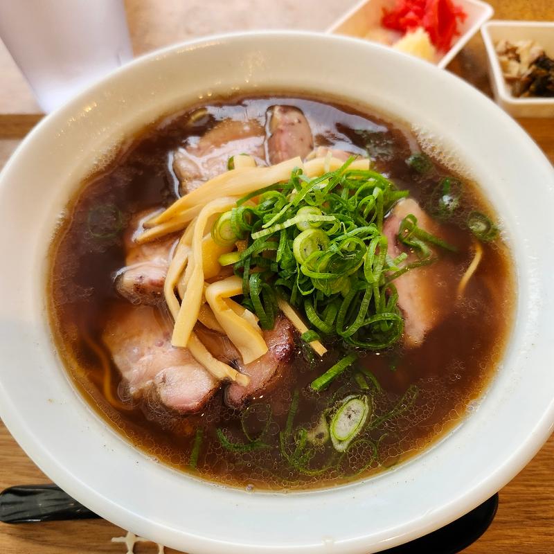 肉中華そば(虎 Kitchen （タイガーキッチン）)