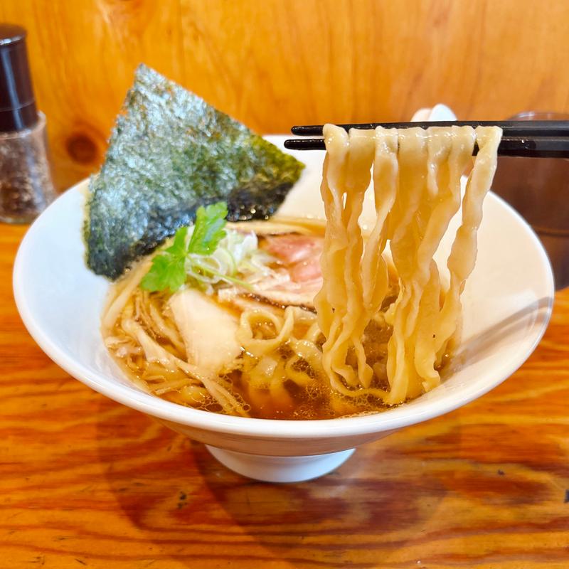 手揉み中華そば(醤油)(麺や晴心)