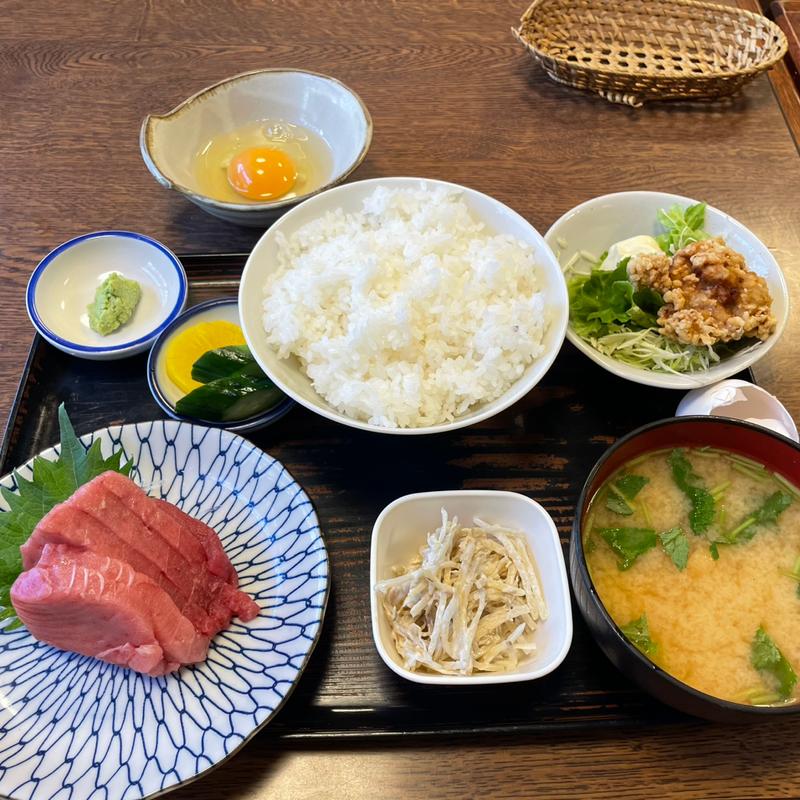 まぐろぶつ定食(田吾作)