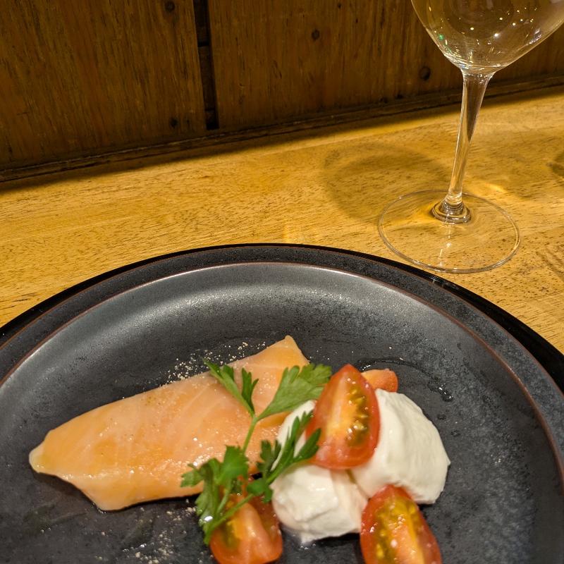 サーモンのコンフィ(Bistroむじか)