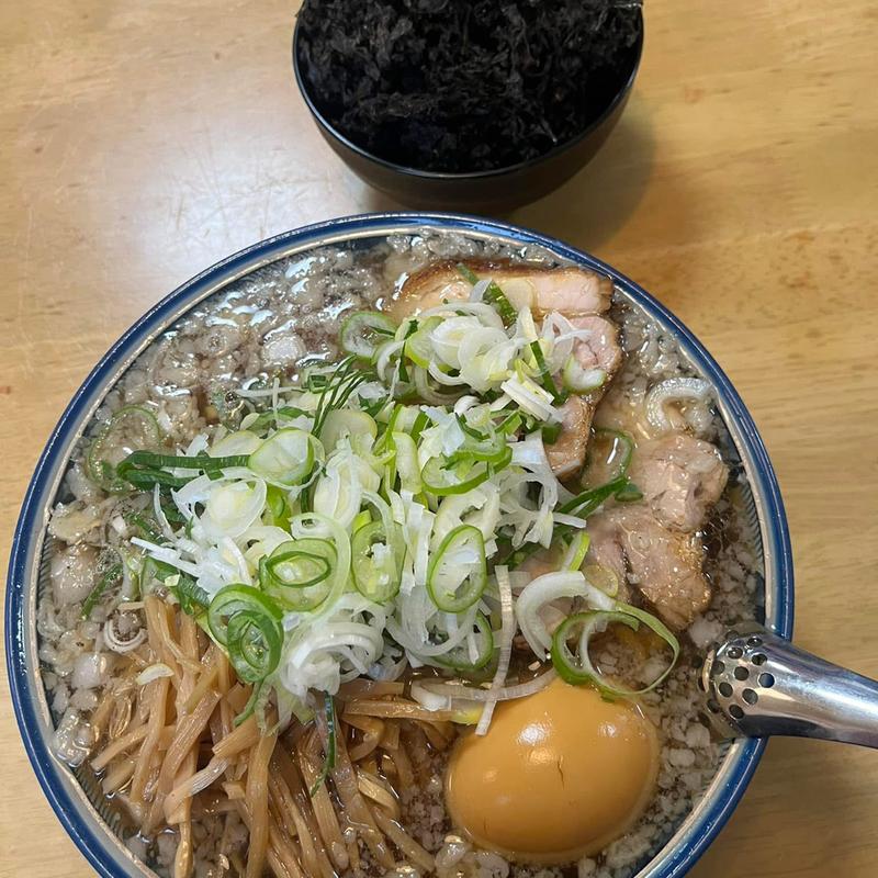 岩のりラーメン 味玉(らーめん　満び)