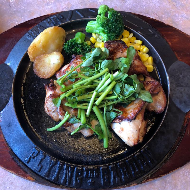 若鶏のガツンとにんにく焼き(フライングガーデン 足利店)