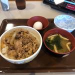 牛丼【たまごセット】(すき家 新井店 )