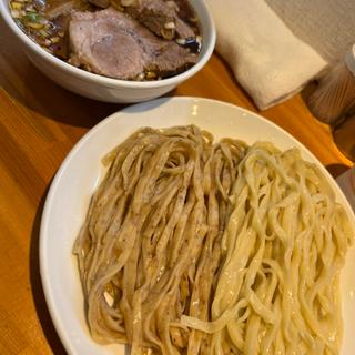 2色焙煎つけ麺(りきどう )