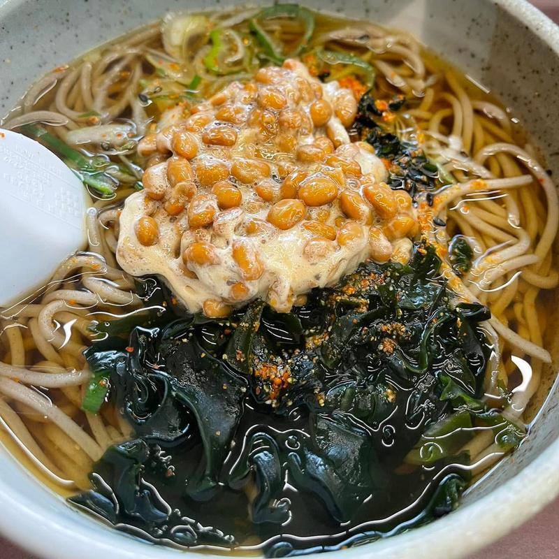 かけそば 納豆(青海食堂)