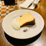 バスクチーズケーキ(イタリアン 3rd. BAR & GRILL RESTAURANT 吉祥寺)