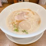 味玉トリパイタン醤油