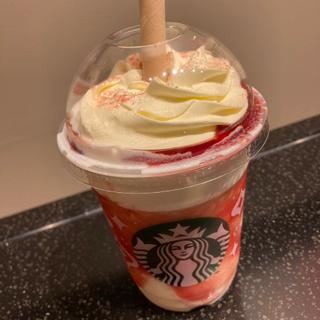 wストロベリーフラペチーノ