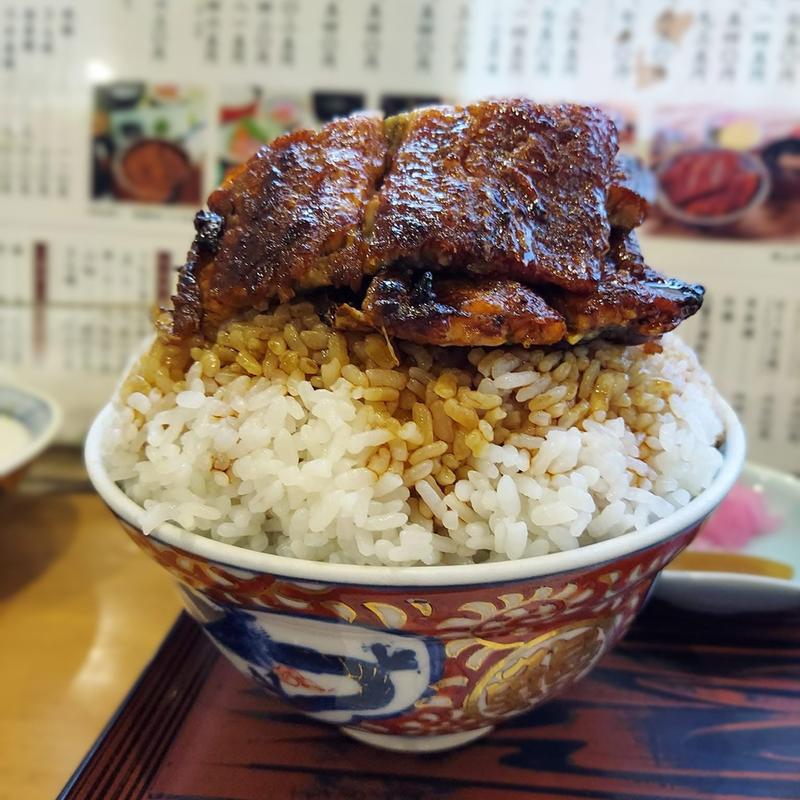 うなぎ特上丼 中盛り(新玉亭)