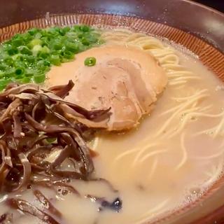 とんこつらーめん(らーめん 達)