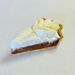 金平糖型チョコレートとオレンジのタルト
