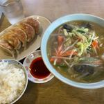 タンメン餃子半ライス