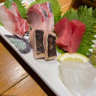 刺身盛り合わせ
