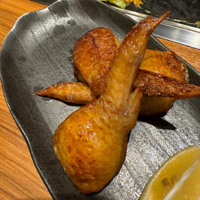 手羽先餃子　3本(月島 もんじゃ てっぱん 向ヶ丘遊園店)