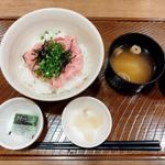 ねぎとろ丼(味噌汁・漬物付き)