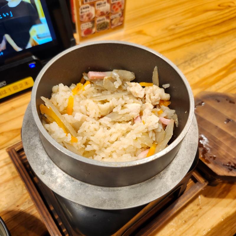 とり釜飯(鳥貴族 県庁前国際通り店)