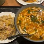 酸辣刀削麺とかに炒飯(台湾料理 昇龍 )