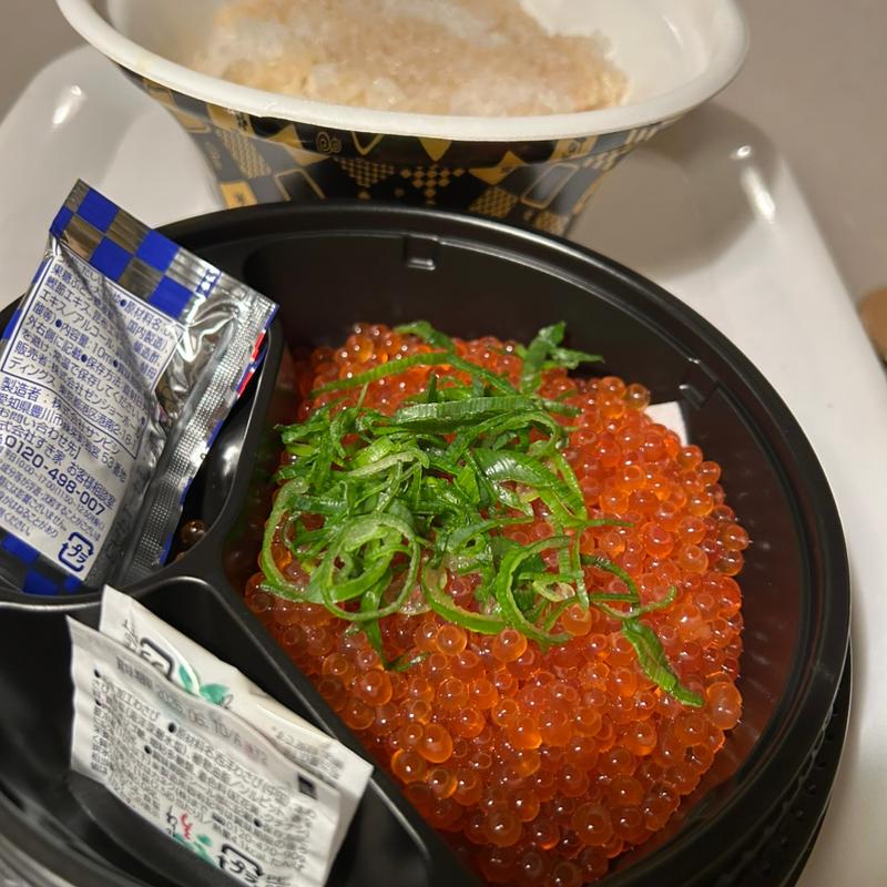 メガいくら丼(すき家 枚方中宮東之町店 )