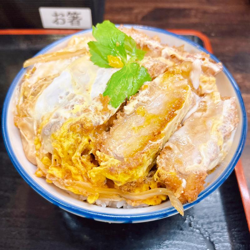かつ丼(味八宝 )