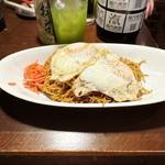 まるちゃん台風焼そば(大衆酒場 チャン栓チャン)
