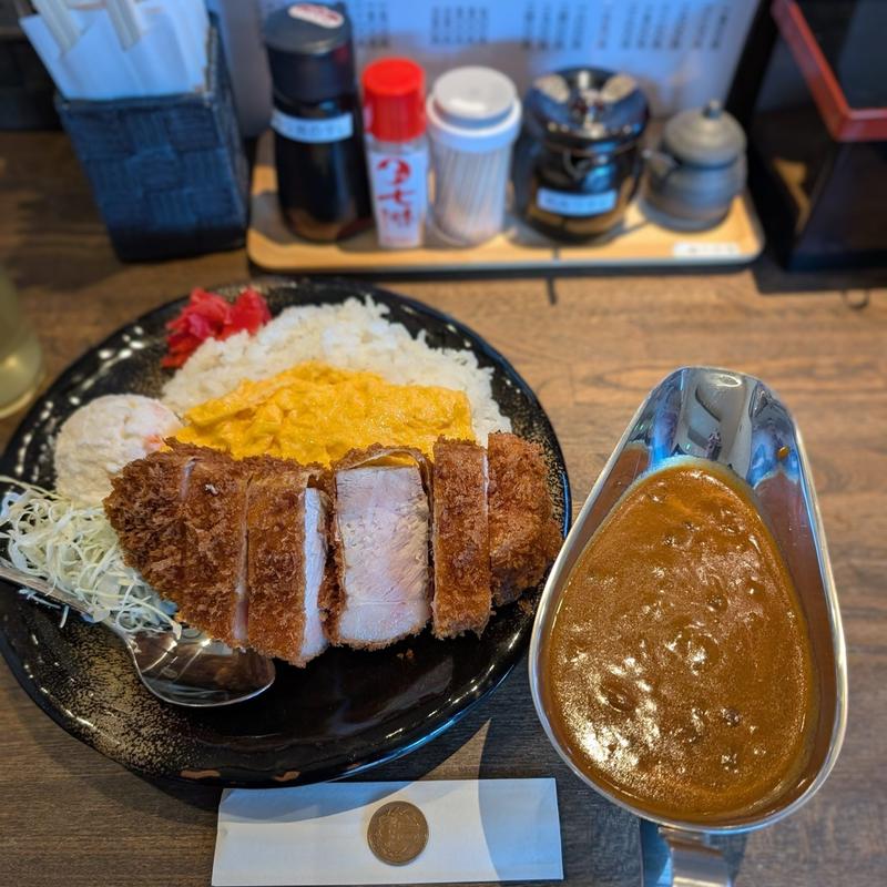 厚カツカレー 大盛り(とんかつ 零 〜しずく〜)