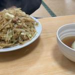 (塩山館食堂 （えんざんかんしょくどう）)