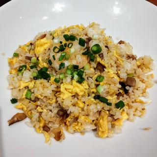 五目チャーハン(西安餃子 東京オペラシティ店)