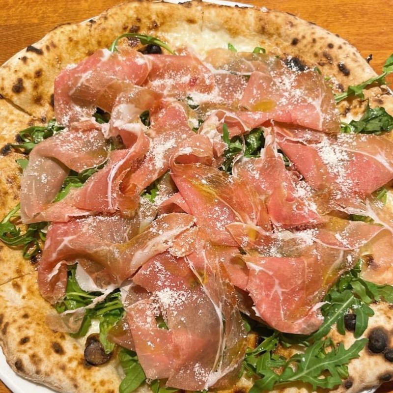 モンテ ビアンコ(薪窯ピザ ロクアーチェ･ダ･マリオ)