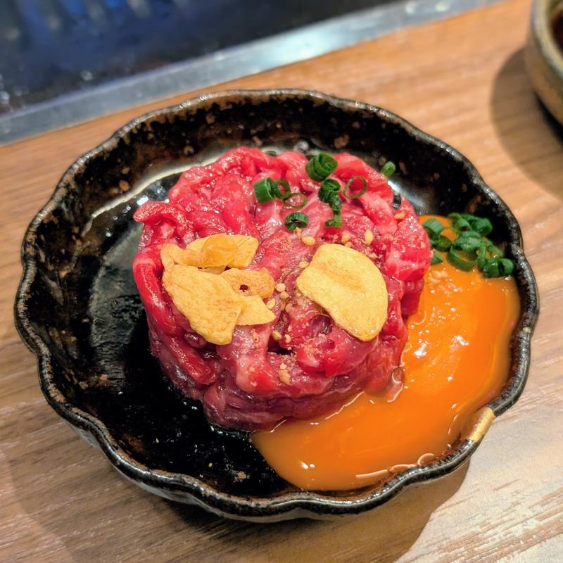 山形牛ユッケ(厳選焼肉 一石三鳥)