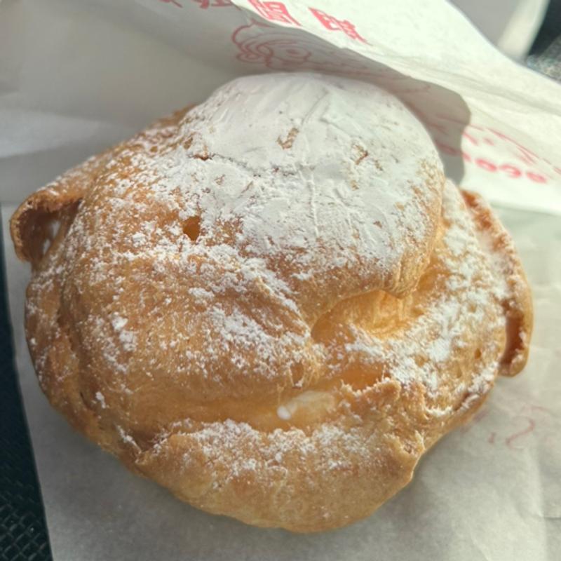 ブレミアム北海道クリームシュー(ビアードパパ くずはモール店)