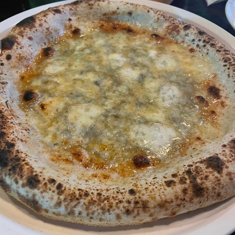 ブルーチーズのピザ(すきかって)