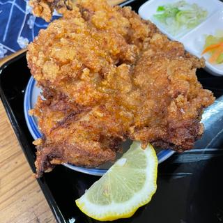 げんこつ唐揚げ(まるひら食堂)