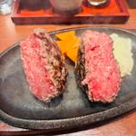 炭火レアハンバーグ（210g）(銀座まつもと)